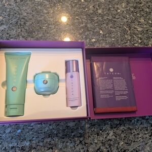Tatcha Skincare Gift Set